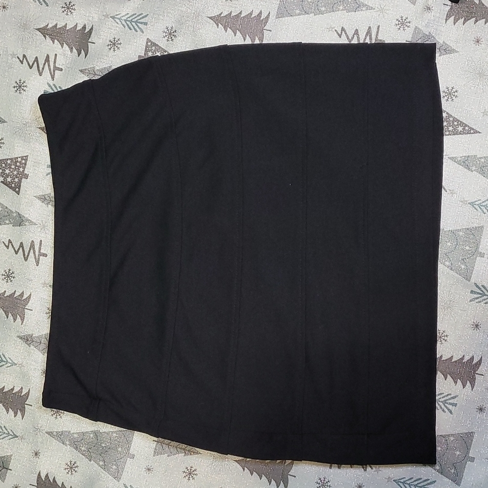 Basic House Large Skirt